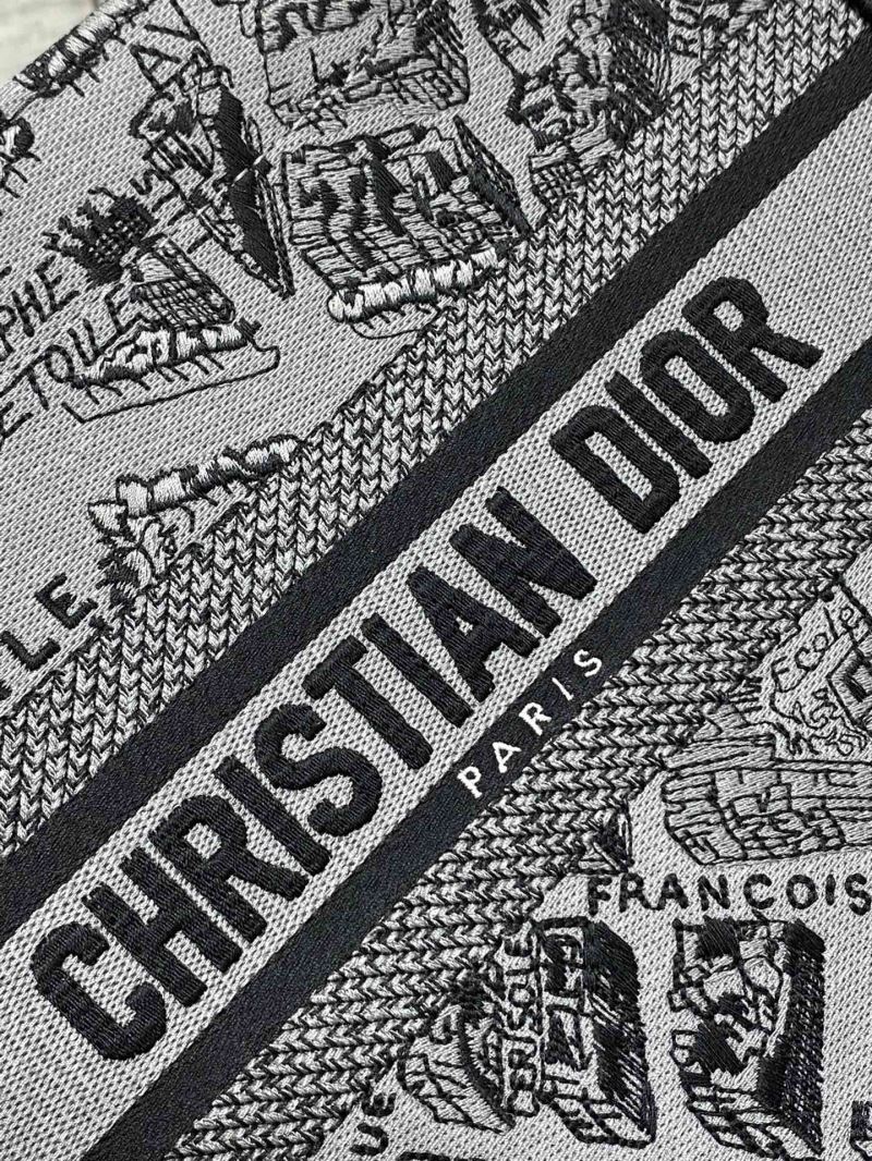 Christian Dior Shopping Bags